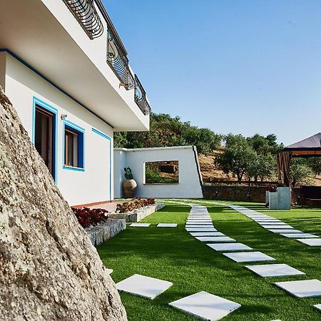 B&B Tiscali Доргали Екстериор снимка