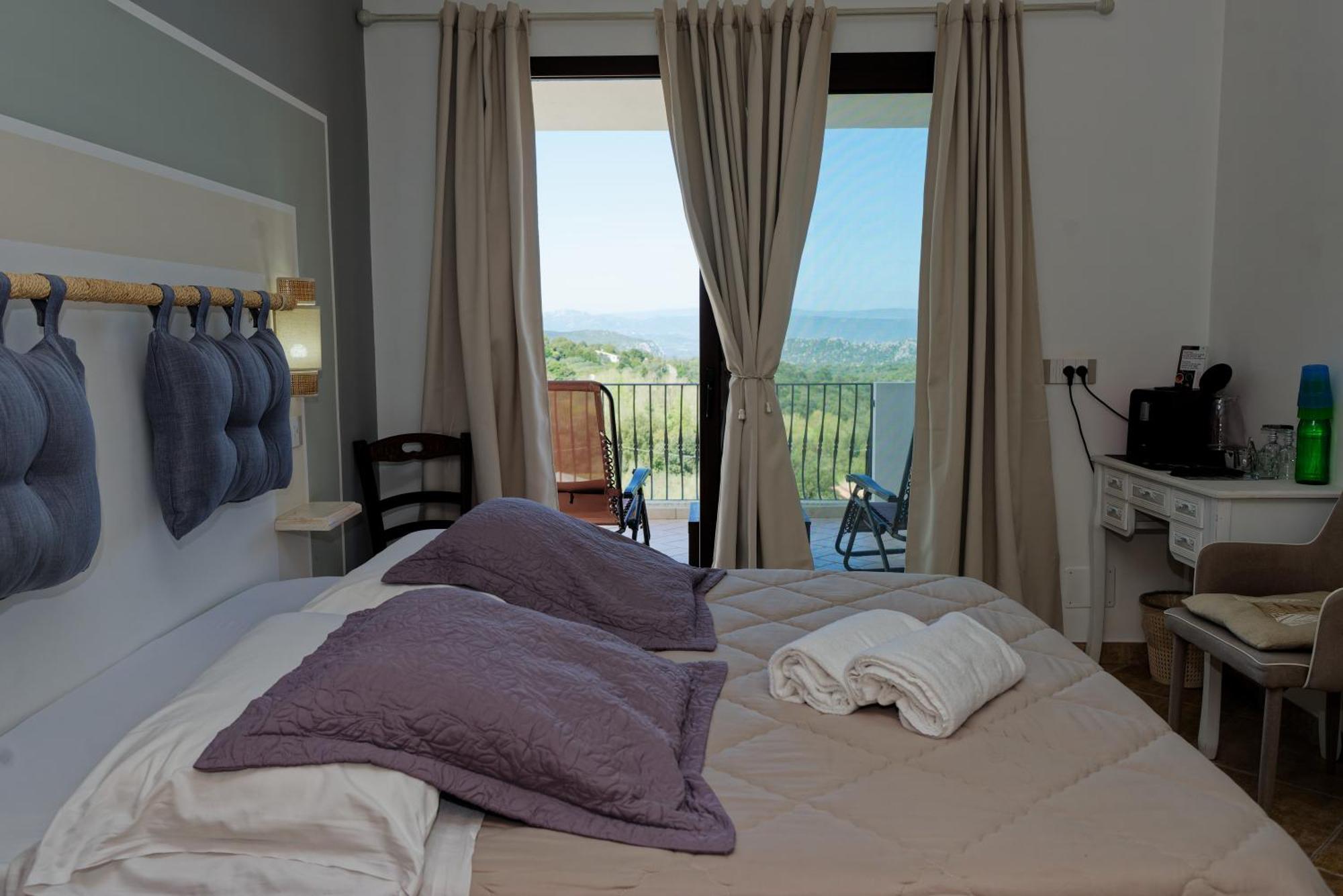 B&B Tiscali Доргали Екстериор снимка