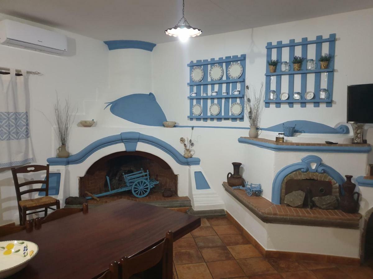 B&B Tiscali Доргали Екстериор снимка