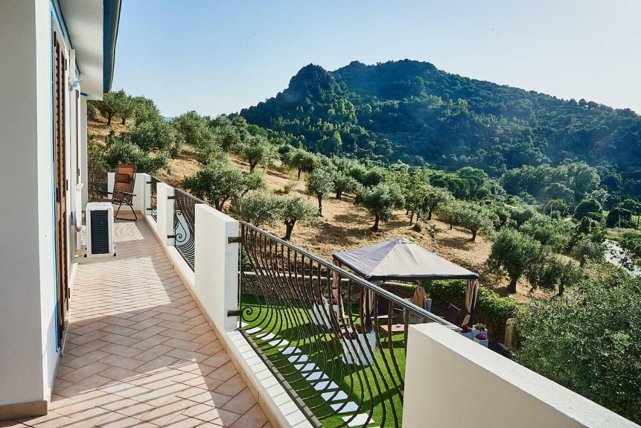 B&B Tiscali Доргали Екстериор снимка