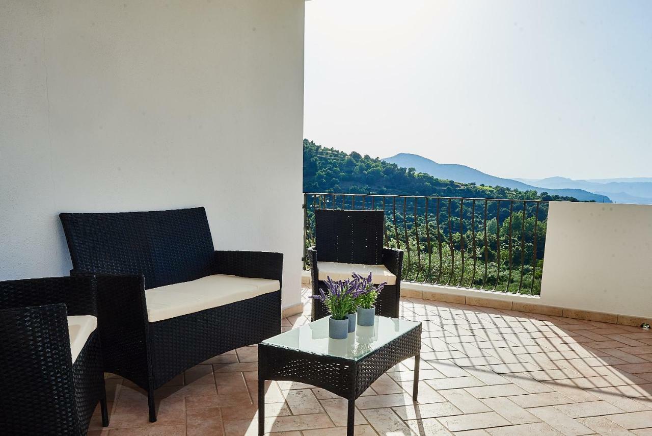 B&B Tiscali Доргали Екстериор снимка